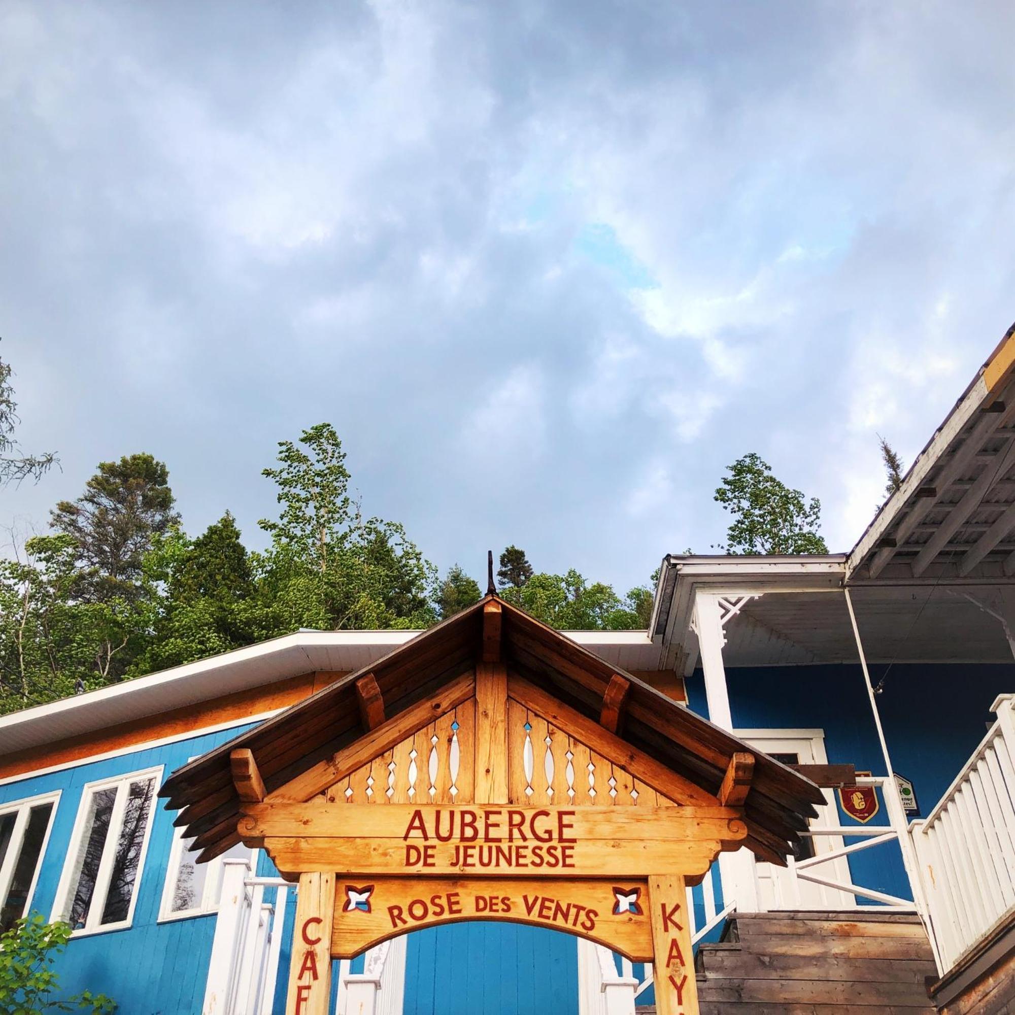 Auberge Aventure Rose Des Vents Сент-Роз-дю-Нор Экстерьер фото